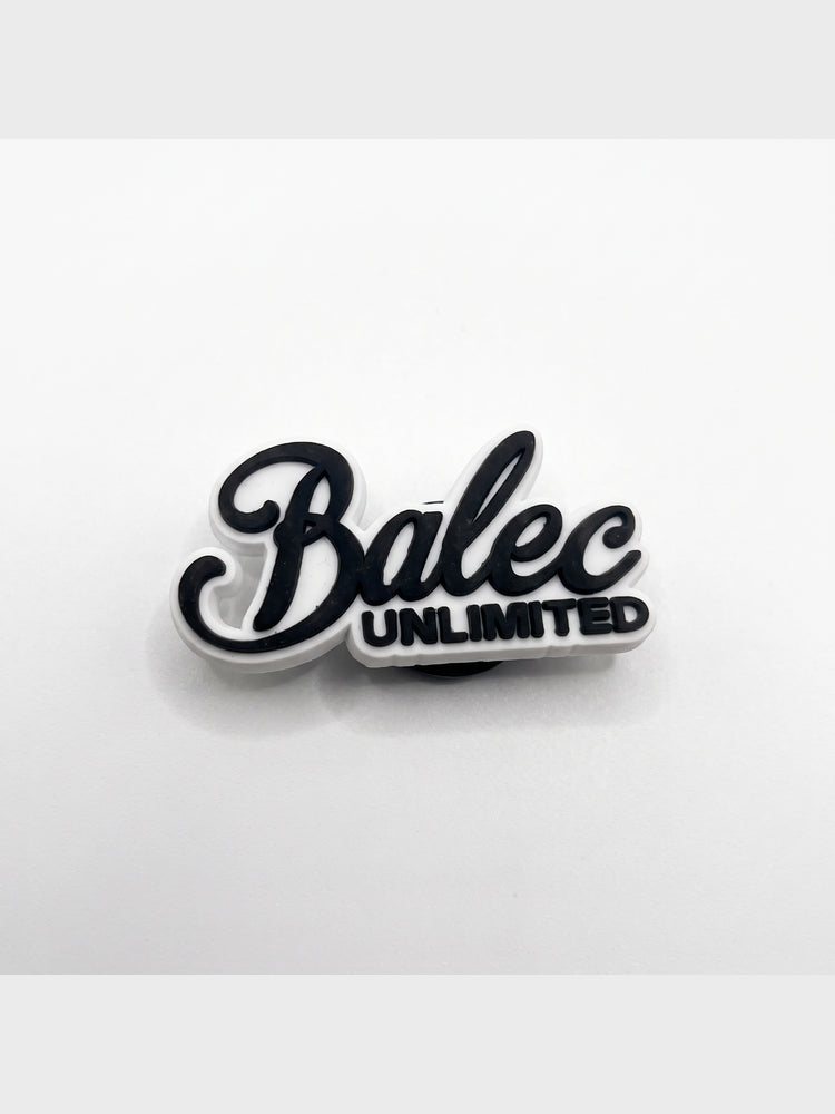 Pin's à Crocs Balec Unlimited – porté sur Crocs