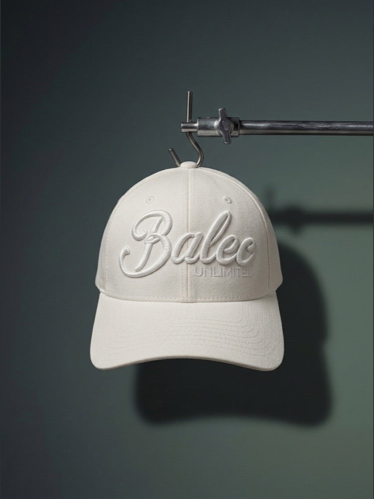 Casquette L'Immaculée suspendue