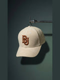 Casquette Velours Sable suspendue